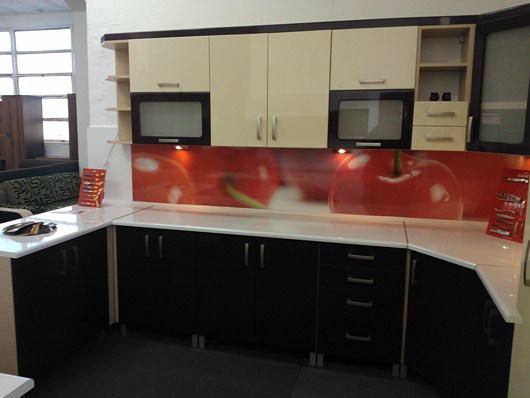 Kuchnie na wymiar, dowolne wymiary i kolory, NOWOŚĆ: laminat na ścianę z dowolną grafiką