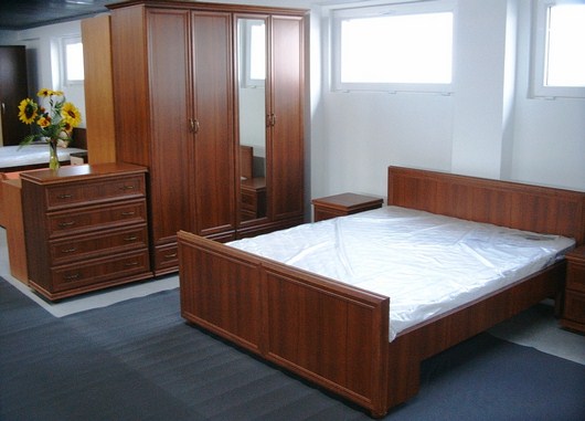 Sypialnie, stoły, krzesła, komody, stolili RTV